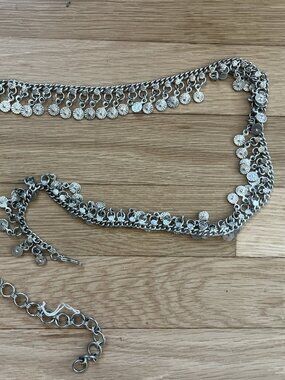 Silver colored bellydancing belly chain